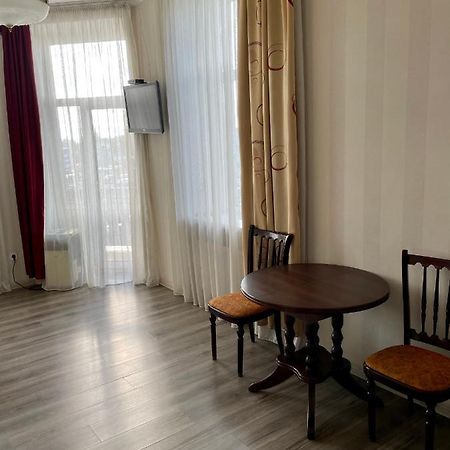 إلفيف Apartment Studio -Біля Вокзалу-Недалеко Від Центру-Городоцька 151 المظهر الخارجي الصورة
